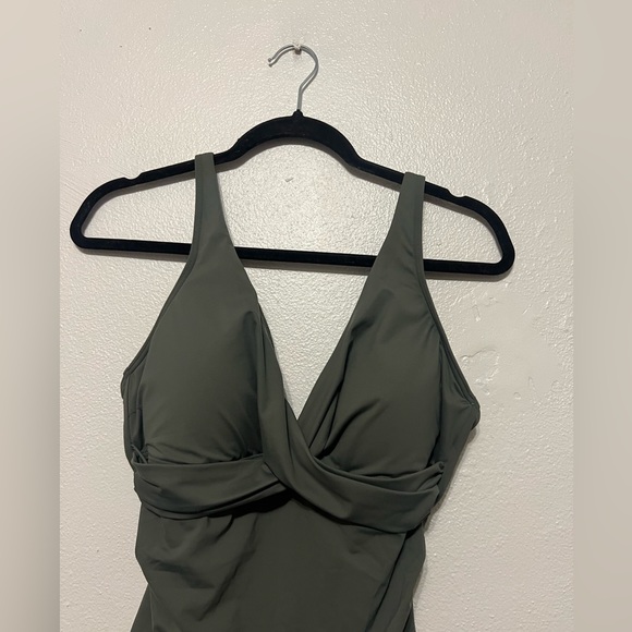 NWT Sea Level Cross Front One-Piece Swimsuit MSRP $115 - Picture 8 of 8